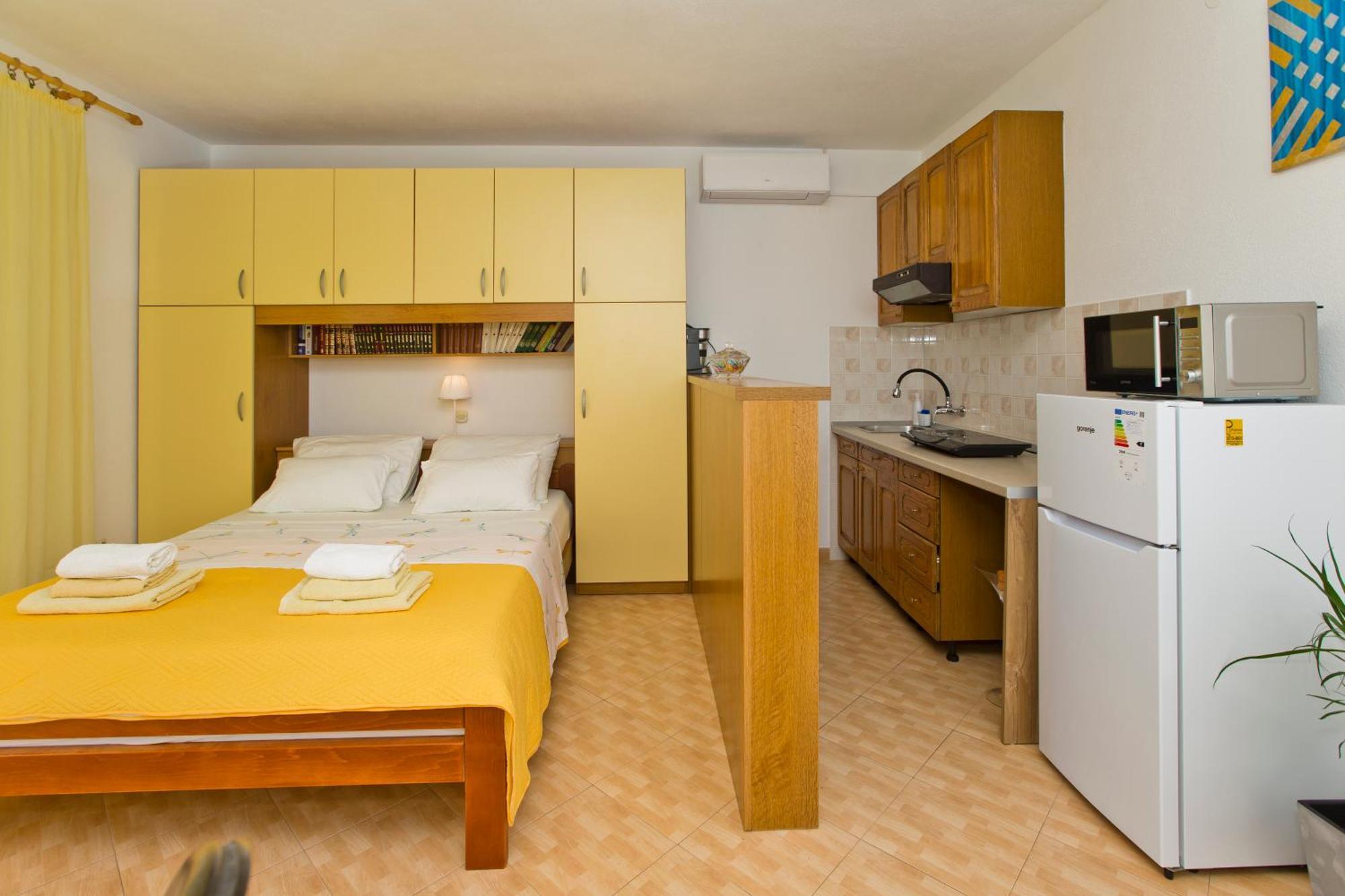 Apartment Matic Ograde Hvar Town Exterior photo