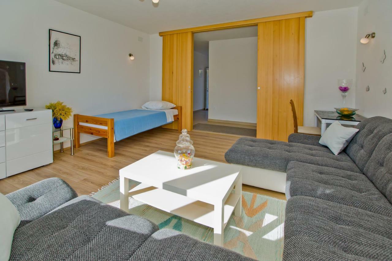 Apartment Matic Ograde Hvar Town Exterior photo