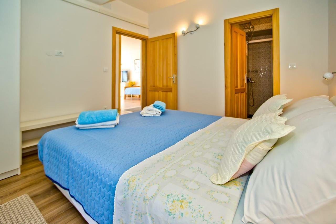 Apartment Matic Ograde Hvar Town Exterior photo